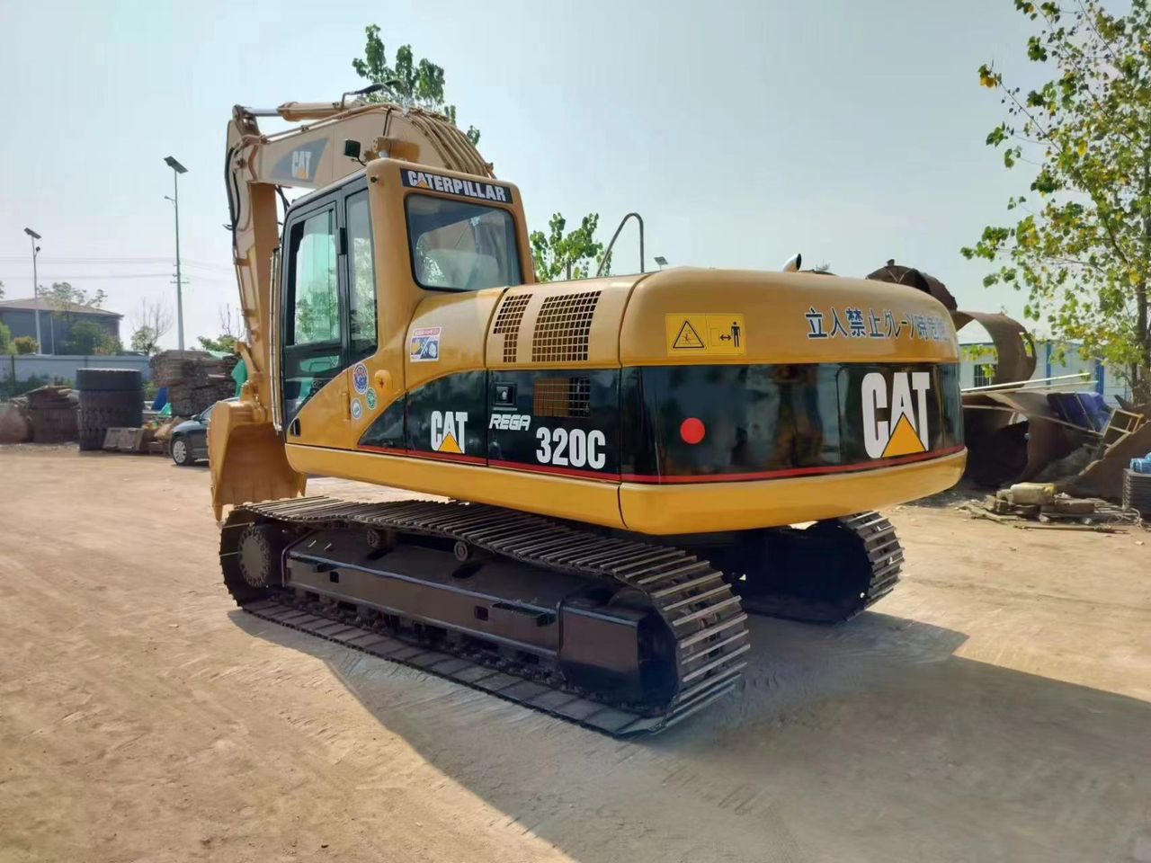 USED Outlet Crawler Excavator Caterpillar CAT320C