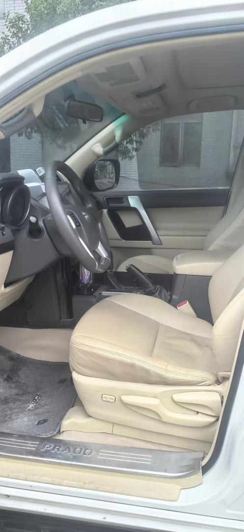 Toyota Land Cruiser Prado TXL – Premium 4x4 SUV