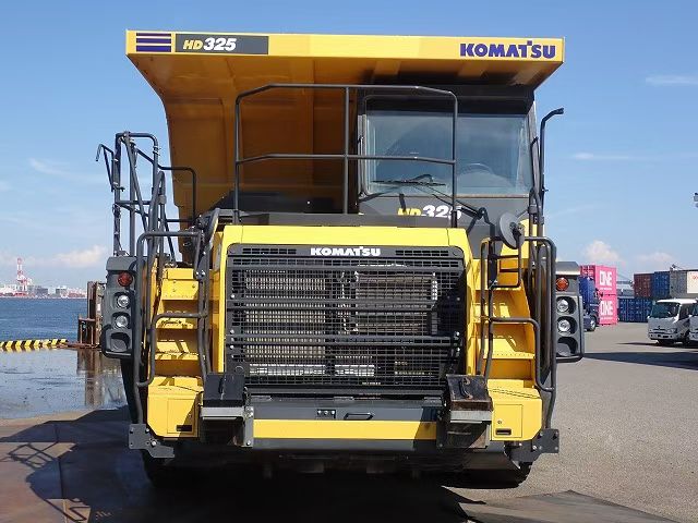 Komatsu HD325 Dump Truck T-Shirt